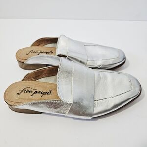 Free People Silver Mules Size 37 US 6.5 7 Slides Flats Loafers Shoes